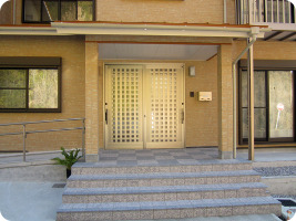 「ひまわり」ホームの写真